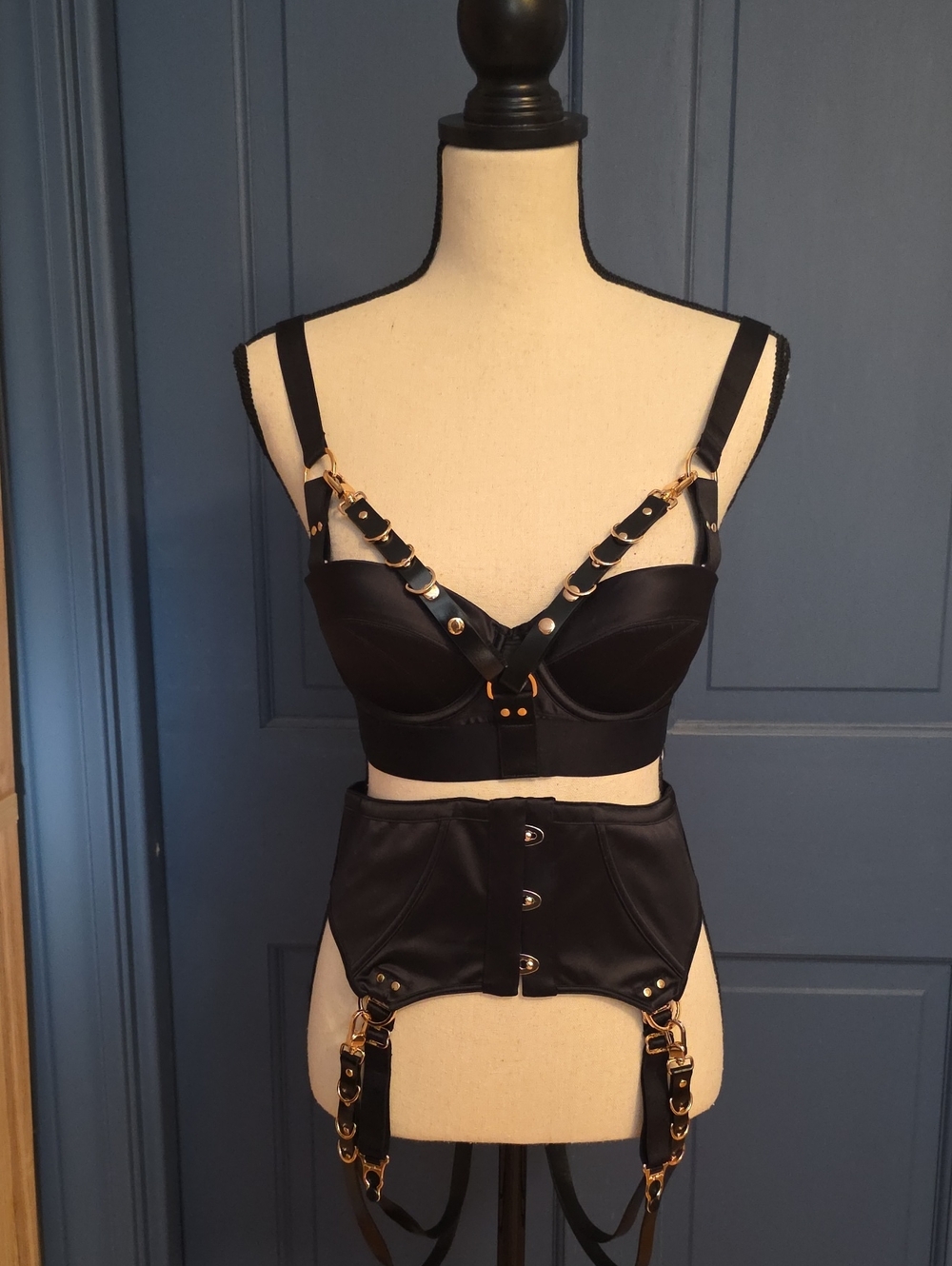 NWT Honey Birdette Bailey Black Harness Bra & Waspie Garter Belt Set 34B and med